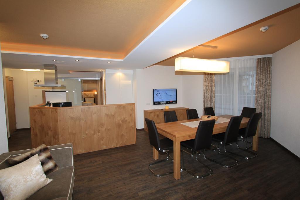 Relax Apartments Ischgl Zimmer foto
